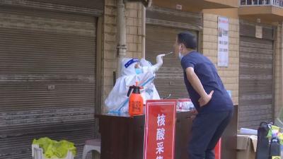 江陵城区新增多处临时核酸采集点