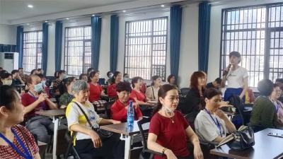 江陵县老年大学开学
