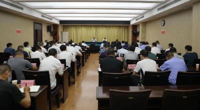 江陵县召开疫情防控工作会