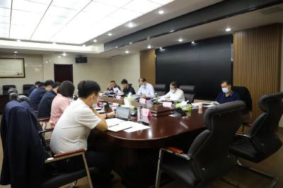 县委六届常委会召开2022年度第二十二次会议 