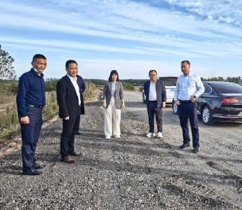 全运宝调研马家寨乡长江村研学基地项目建设情况