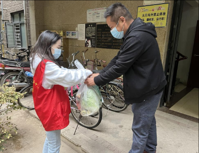 江陵县招商服务中心：抗击疫情勇担当