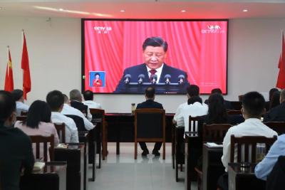 振奋人心 反响热烈 江陵各界集中收看党的二十大开幕会盛况