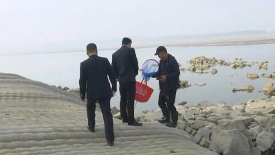江陵：严厉打击长江水域非法捕捞行为