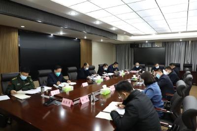 县委六届常委会召开2022年度第二十六次会议