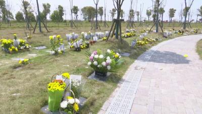 江陵县倡导文明祭祀