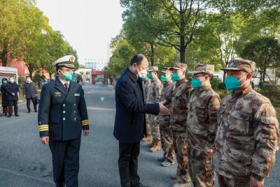 全运宝走访慰问县人武部、县武警中队和县消防救援大队