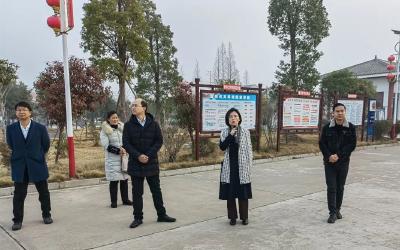 秦市乡举办人居环境整治比点观摩活动