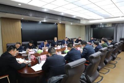 谈心谈话促整改，查摆检视促提升