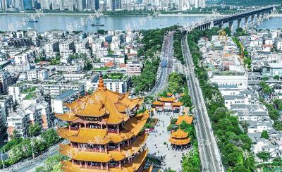 极目时评|“史上最热”小长假，以文明之心守护英雄湖北的光芒 
