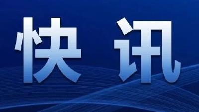 杨锋视察中考准备工作