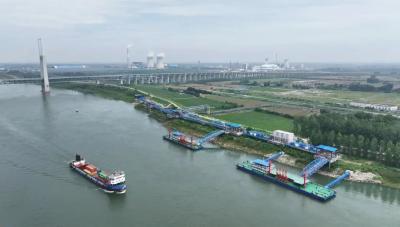 荆州港江陵石化码头水工建筑通过交工验收