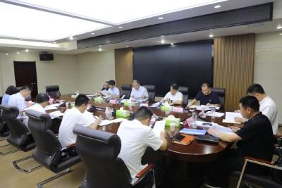 县委六届常委会召开2023年度第十次会议