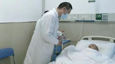 稀有“熊猫血”遇险，县人民医院争分夺秒守护生命之光