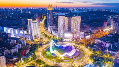 人民日报推出连线湖北日报评论员文章