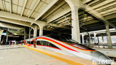 
高等级“十字”立交，在湖北拉开序幕！