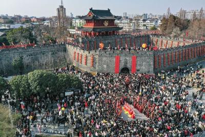 文旅新探|流动的荆楚年味 焕新的千年古城