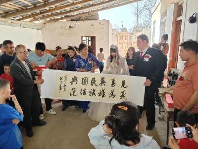 今起，荆州发布推出报告文学《监利石榴红》