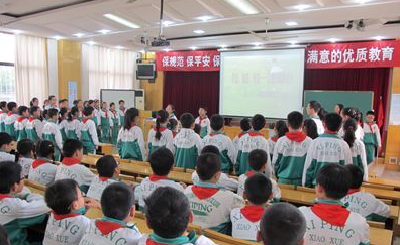 [司法局]宜昌市多部门联合启动“法治文化校园行”活动