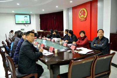 区人大常委会组织学习新《预算法》