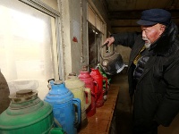 河南85岁老兵周群政义务舍茶27年