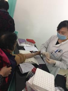 窑湾乡：后坪村组织开展老年人免费体检活动