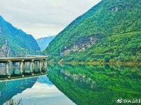 大美兴山  昭君故里