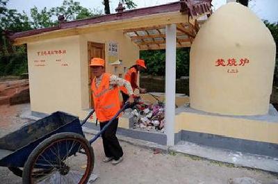 视频丨省政协专题调研宜昌市农村垃圾治理 给予高度评价