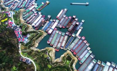 三峡船闸检修复航