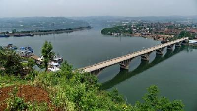 市人大开展黄柏河流域保护立法调研 确保黄柏河流域山清水秀