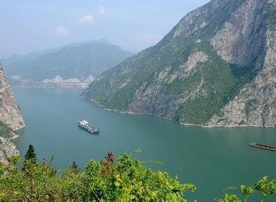 视频丨凌月明来宜检查三峡库区地质灾害防治工作