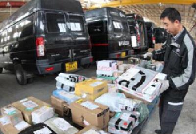 一季度全国快递业务收入增速4倍于GDP