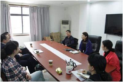 西陵区召开商务楼宇座谈会