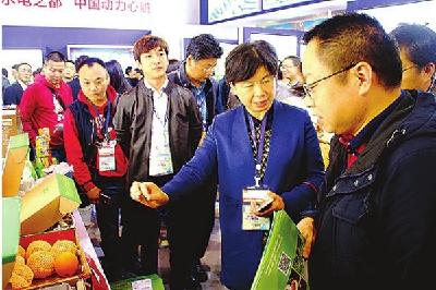 特色产品受青睐 国际电商博览会“宜昌组团”唱大戏