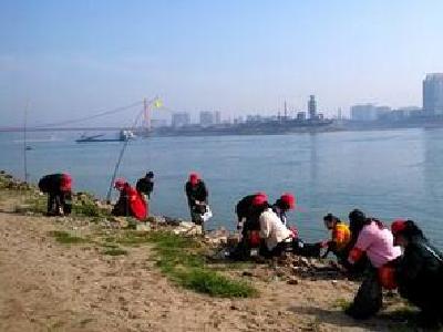 市政府通报“清洁城市、美丽宜昌”百日攻坚战整治情况