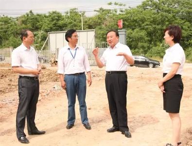 副市长刘洪福来猇调研三峡制药硫酸新霉素生产基地项目