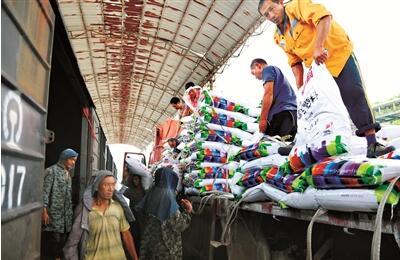 宜昌化肥 乘火车出国