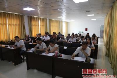 土城乡举办“不忘初心跟党走，身边好人助前行”演讲比赛