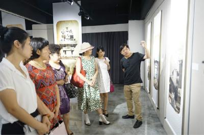 观“山水家园”摄影展 看“三峡景象”变迁