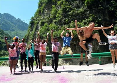 九畹溪漂流20年 滋养山乡脱贫梦