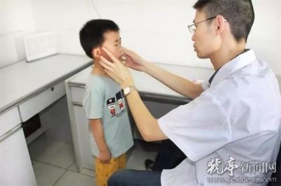 猇亭区入学入托儿童体检工作开始