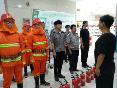 区商旅局、时代广场组织消防演练 