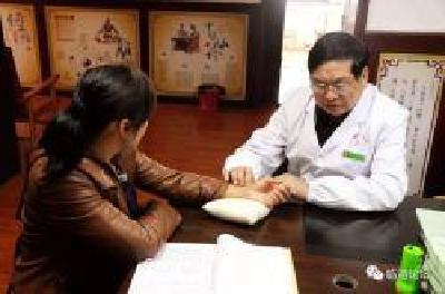 远安“良心村医”祁万新候选8月中国好人
