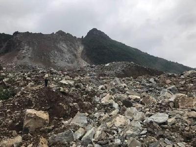 贵州纳雍山体崩塌 已致3人遇难32人失联
