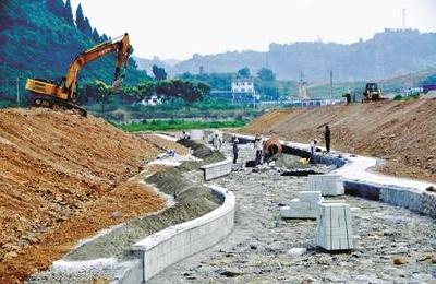 治理“龙须沟” 呵护水环境