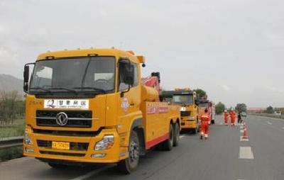 多收费乱收费请举报！湖北展开高速公路清障施救大整治