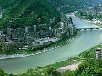 袁卫东到兴山调研：推行“绿色”水电 保护流域生态