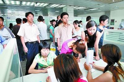 湖北8大重点产业急需高层次人才 行业和工资都在这儿