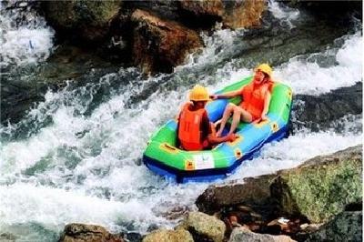 人民网丨体育+旅游2之到宜昌去漂流