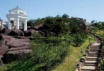 伍家岗督查防汛地灾点安全工作 杜绝发生地质灾害事故